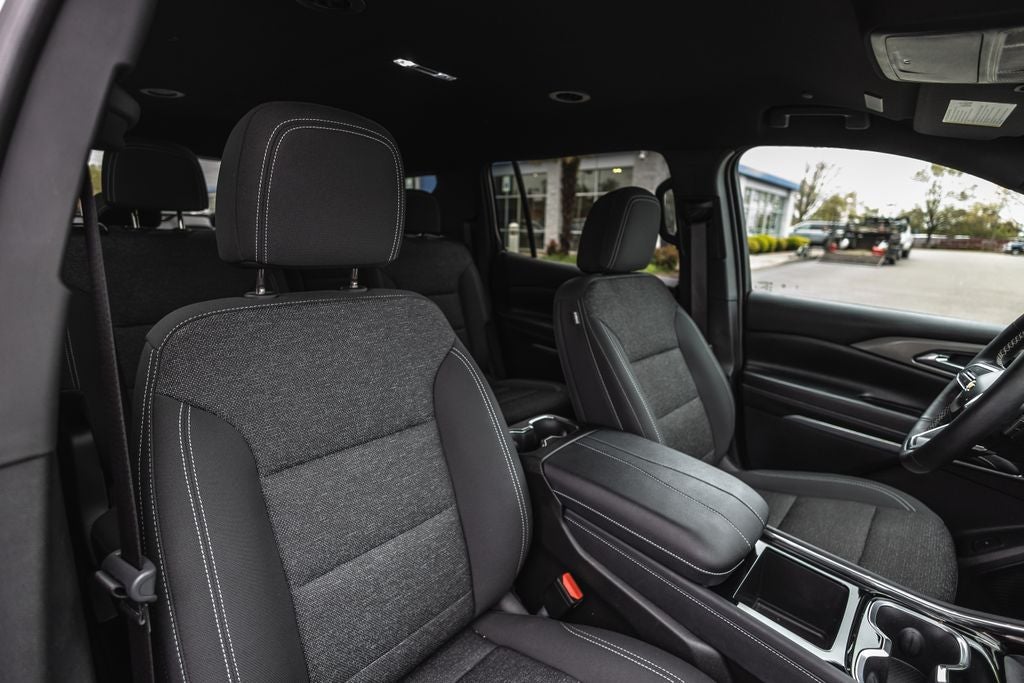 2025 Chevrolet Traverse LT 2LT