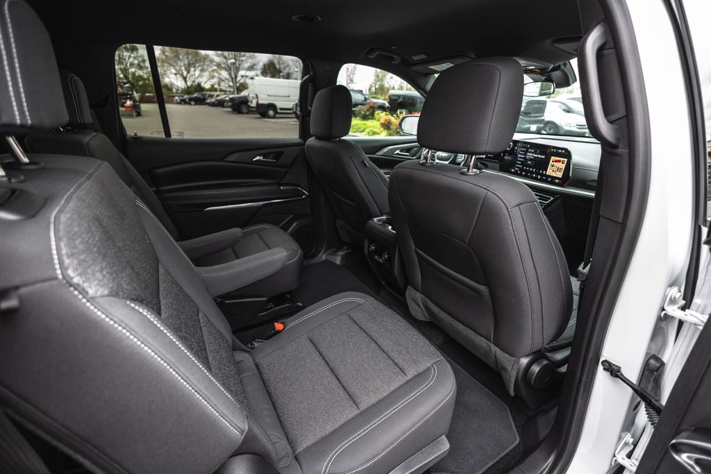 2025 Chevrolet Traverse LT 2LT