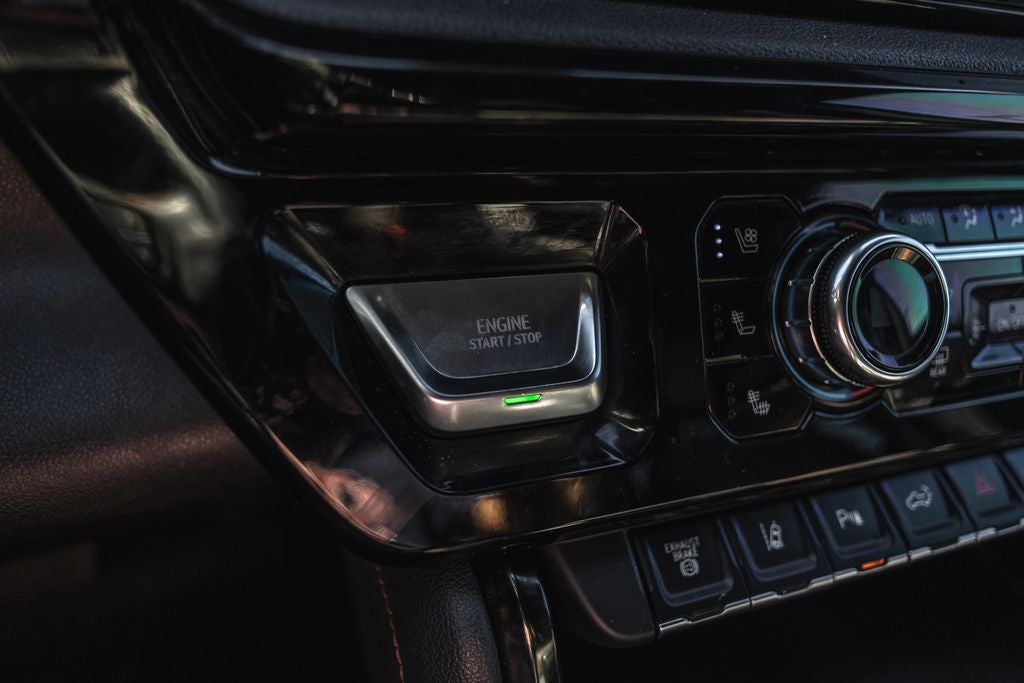 2025 GMC Sierra 3500HD AT4