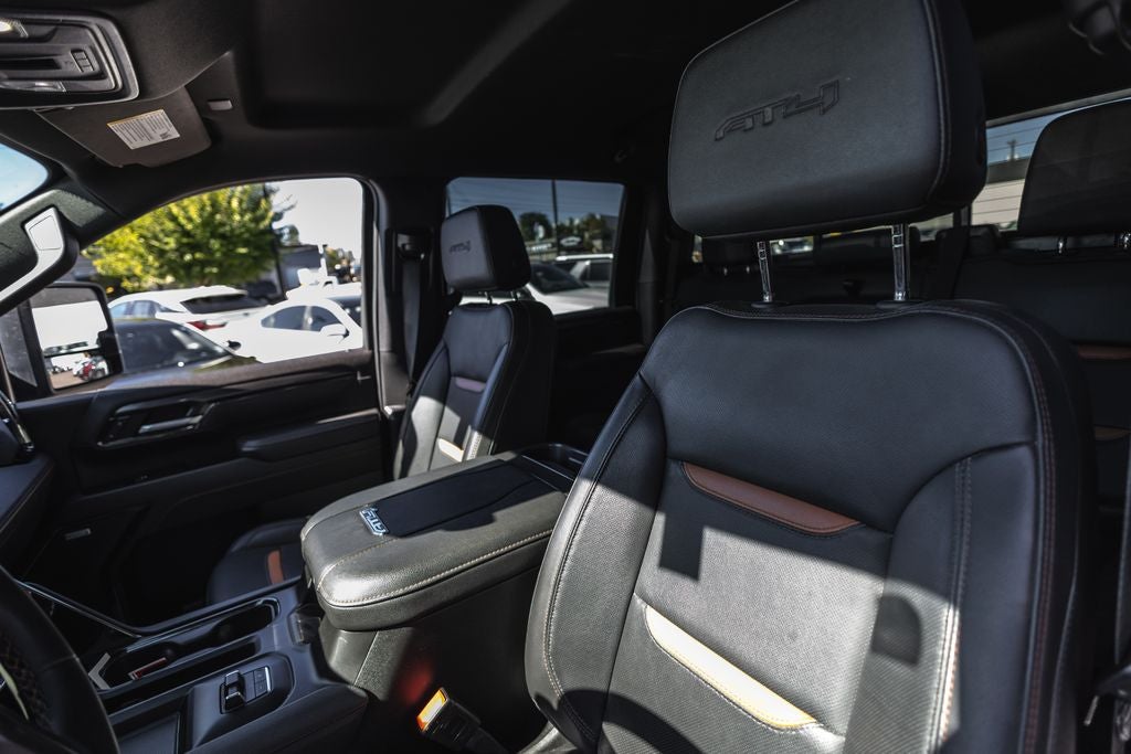 2025 GMC Sierra 3500HD AT4
