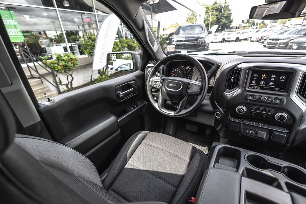 2025 GMC Sierra 1500 Pro