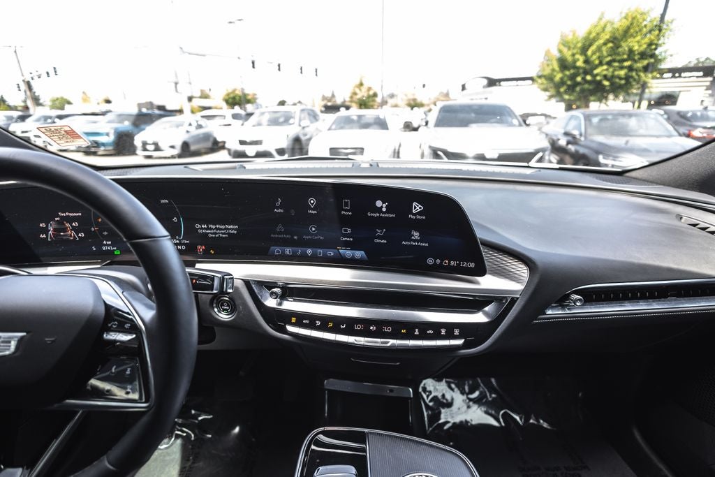 2024 Cadillac LYRIQ Luxury