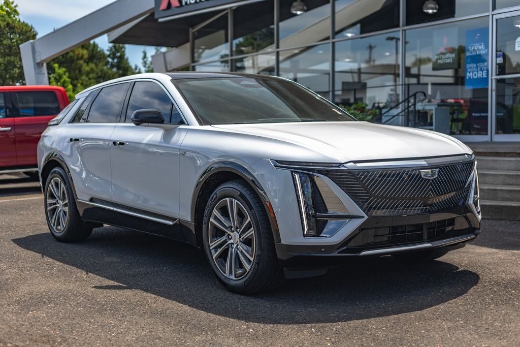 2024 Cadillac LYRIQ Luxury