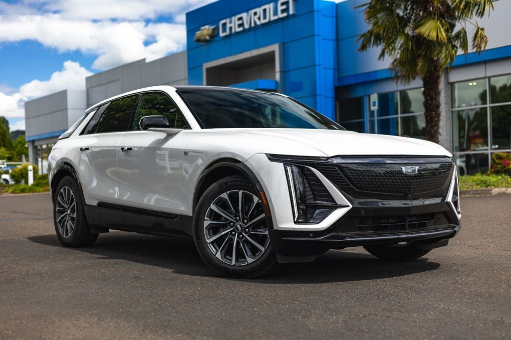 2024 Cadillac LYRIQ Sport