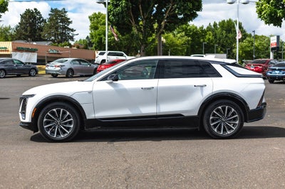 2024 Cadillac LYRIQ Sport