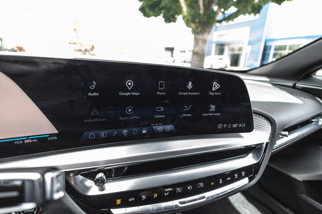 2024 Cadillac LYRIQ Sport