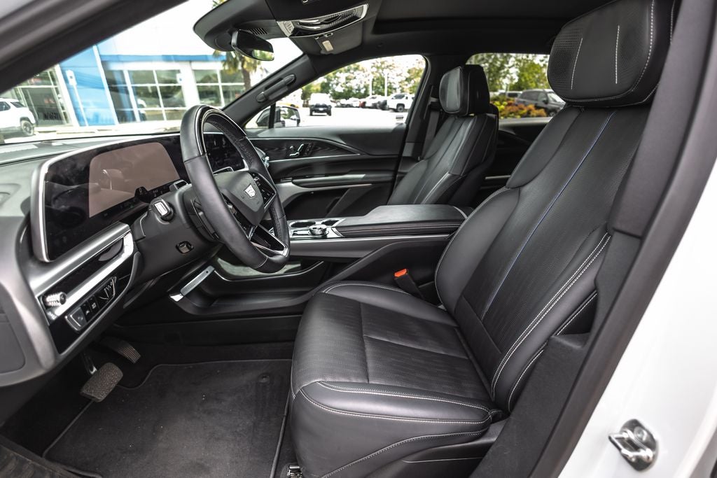 2024 Cadillac LYRIQ Sport