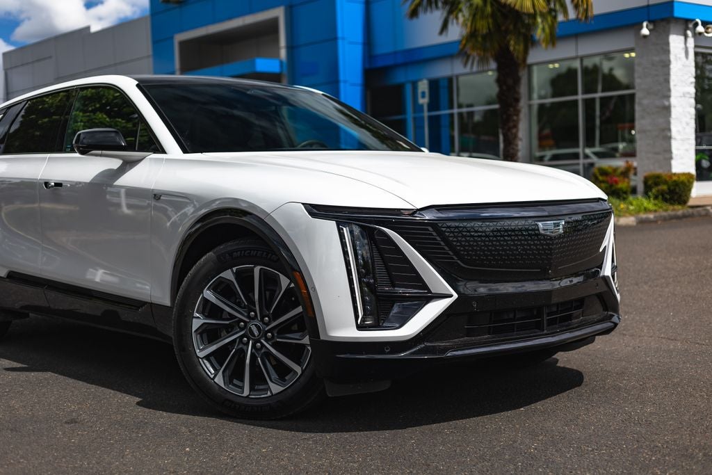 2024 Cadillac LYRIQ Sport