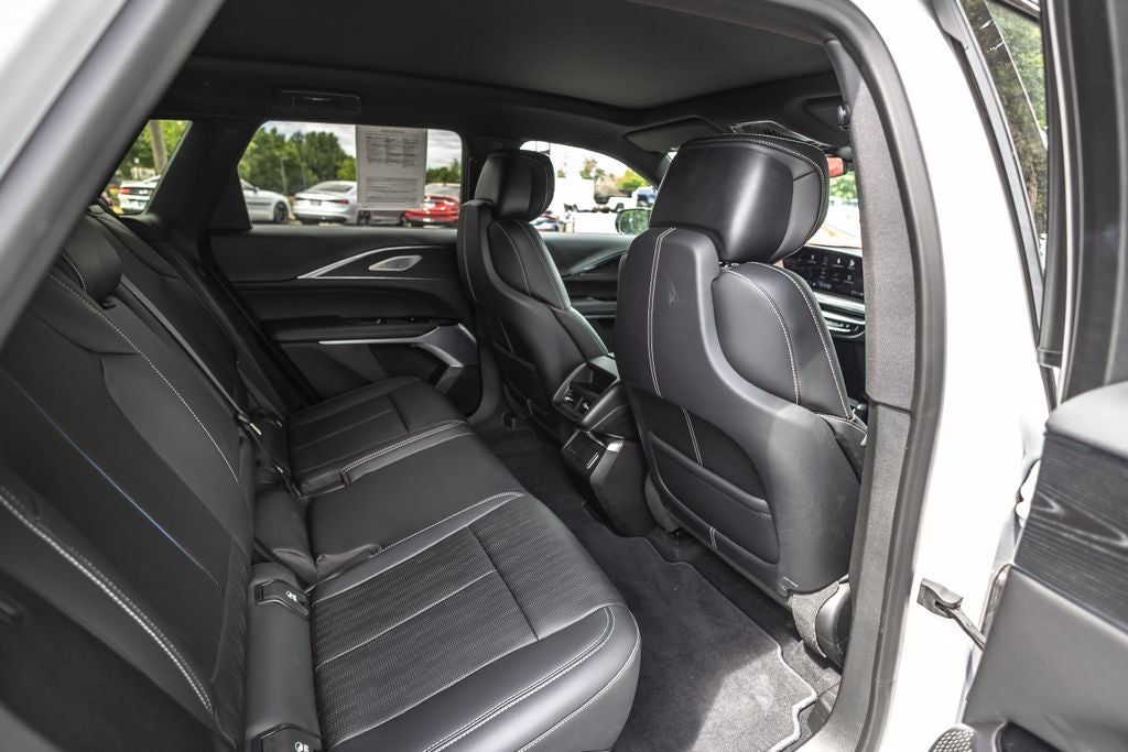2024 Cadillac LYRIQ Sport