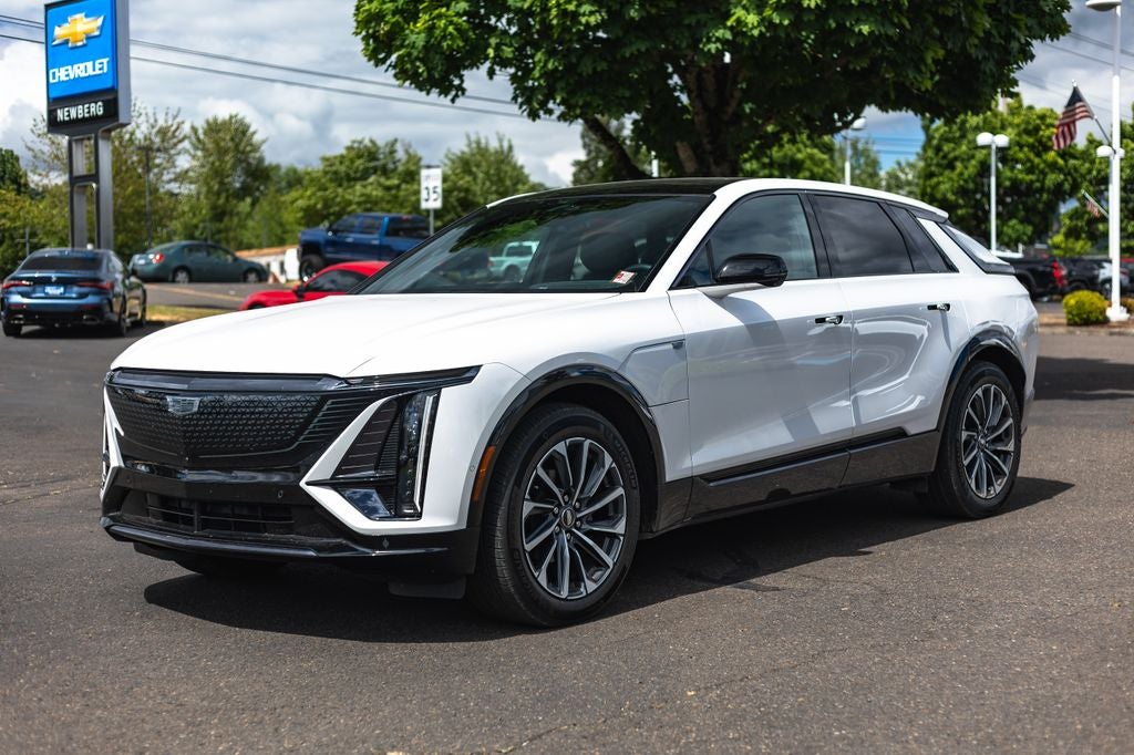 2024 Cadillac LYRIQ Sport