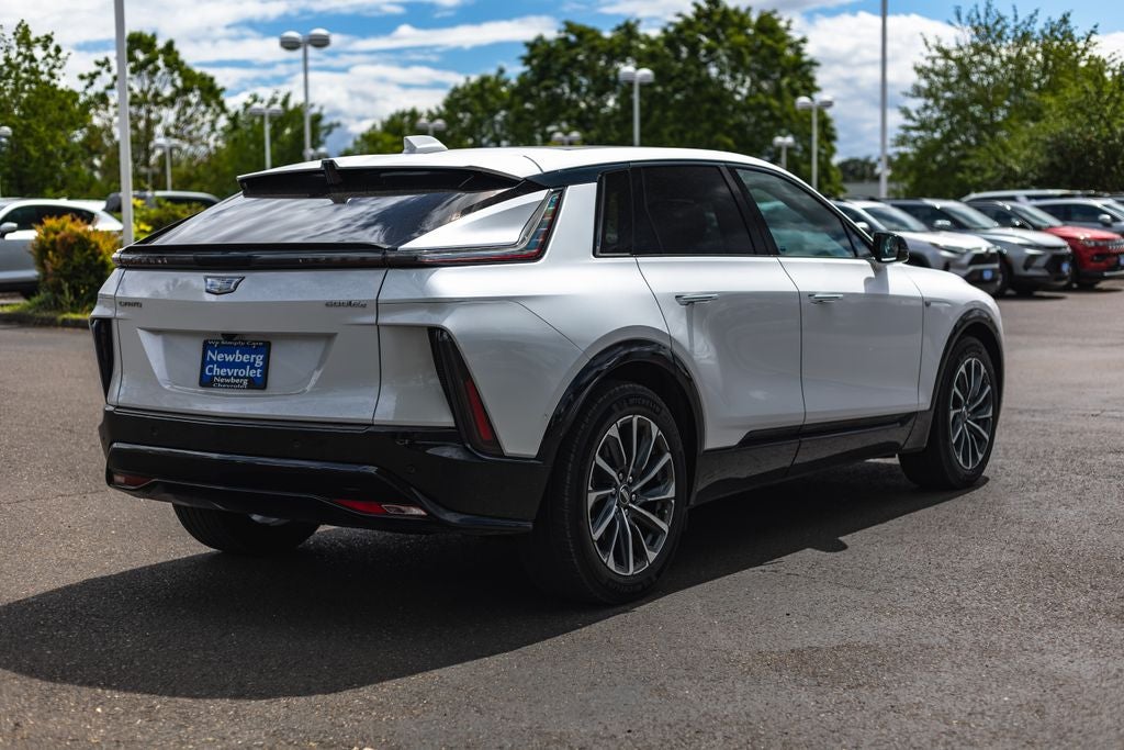 2024 Cadillac LYRIQ Sport