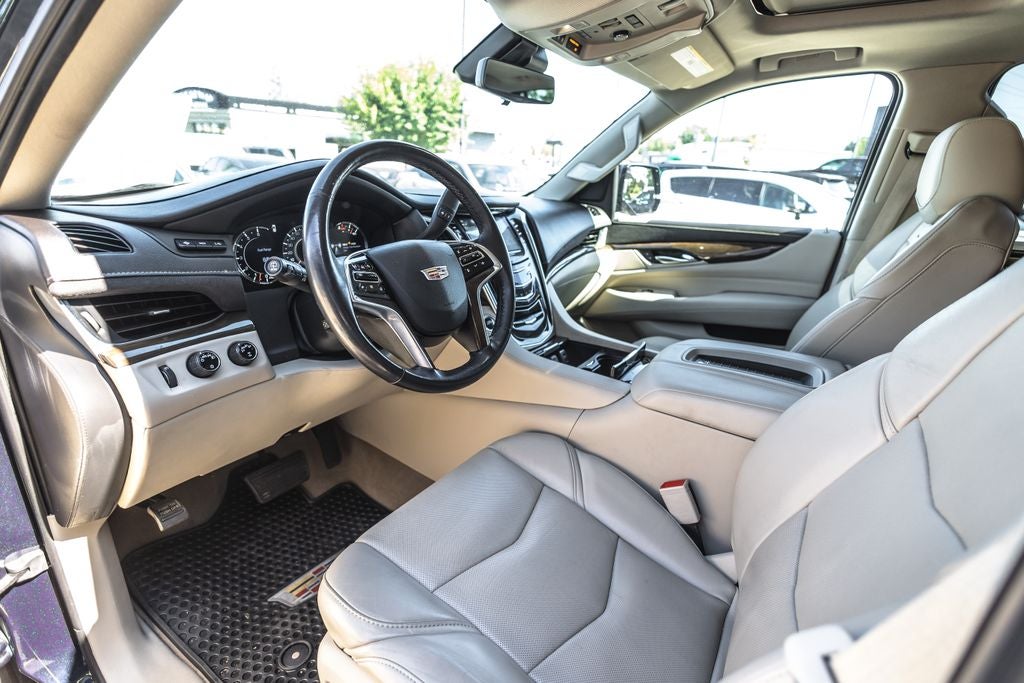 2020 Cadillac Escalade Luxury