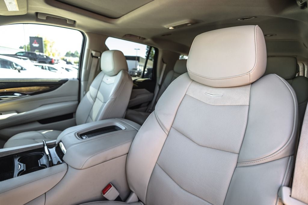 2020 Cadillac Escalade Luxury