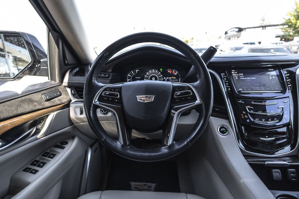 2020 Cadillac Escalade Luxury