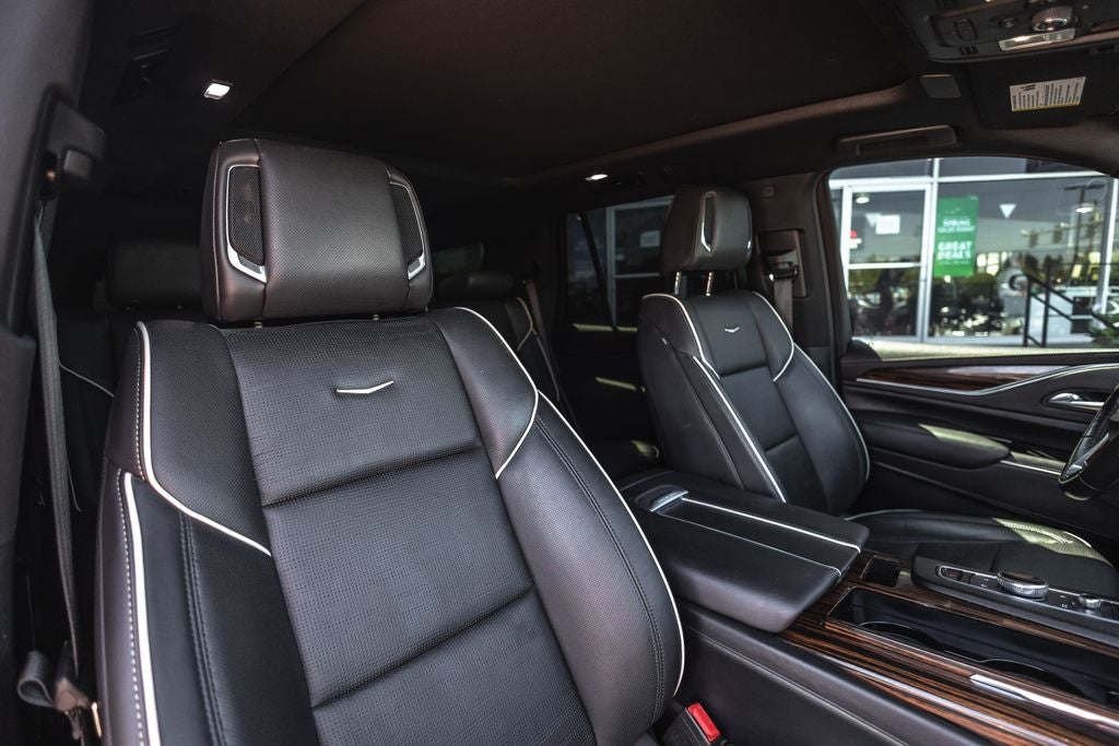 2022 Cadillac Escalade Premium Luxury
