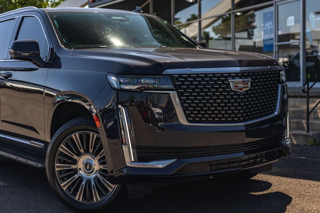 2022 Cadillac Escalade Premium Luxury