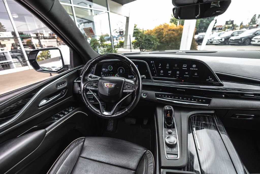 2023 Cadillac Escalade Sport
