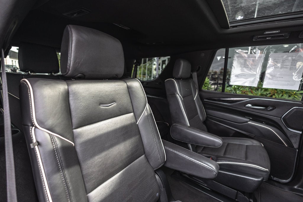 2023 Cadillac Escalade Sport