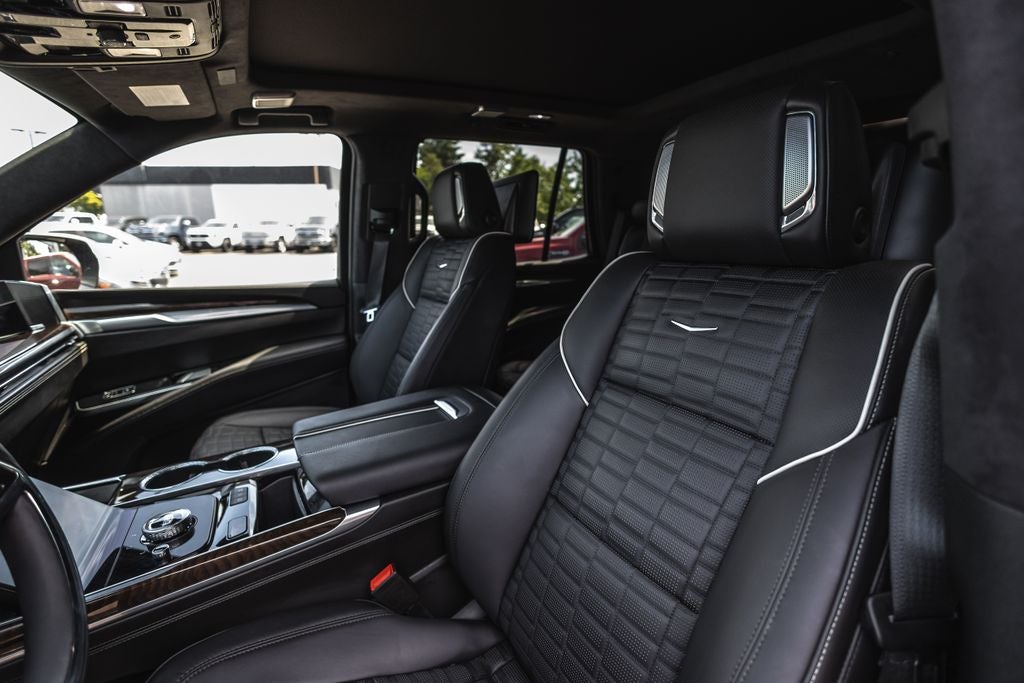 2025 Cadillac Escalade Sport Platinum