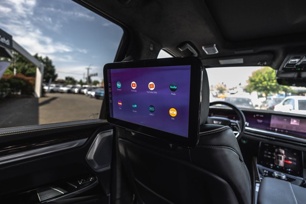 2025 Cadillac Escalade Sport Platinum