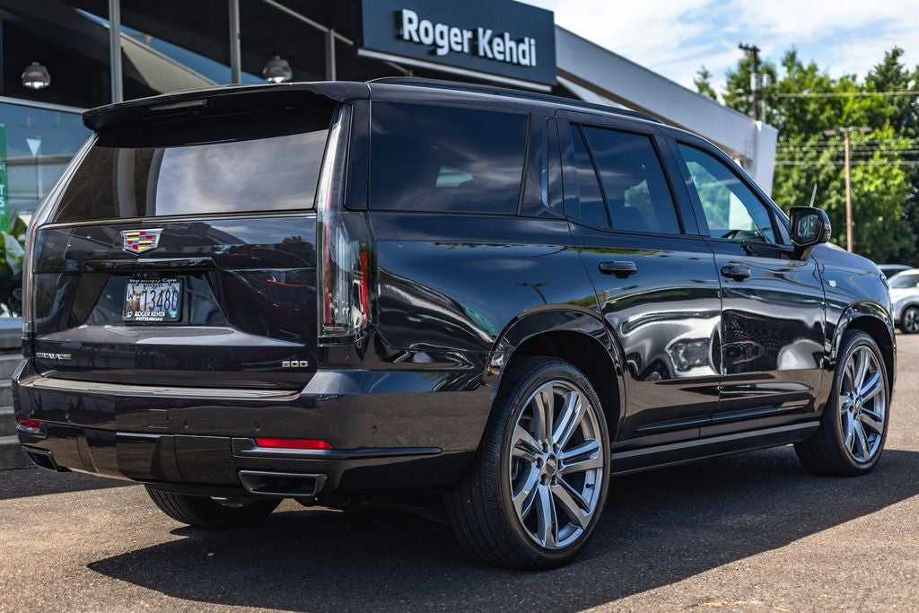 2025 Cadillac Escalade Sport Platinum