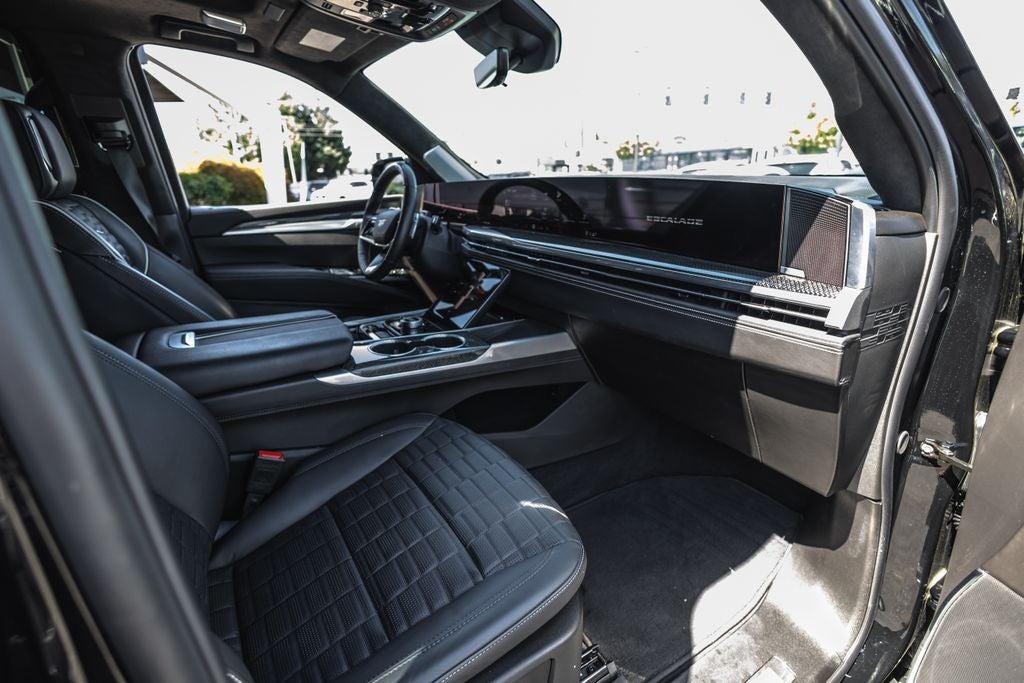 2025 Cadillac Escalade V-Series