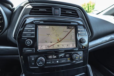 2023 Nissan Maxima Platinum