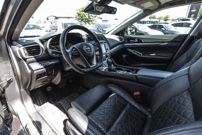 2023 Nissan Maxima Platinum