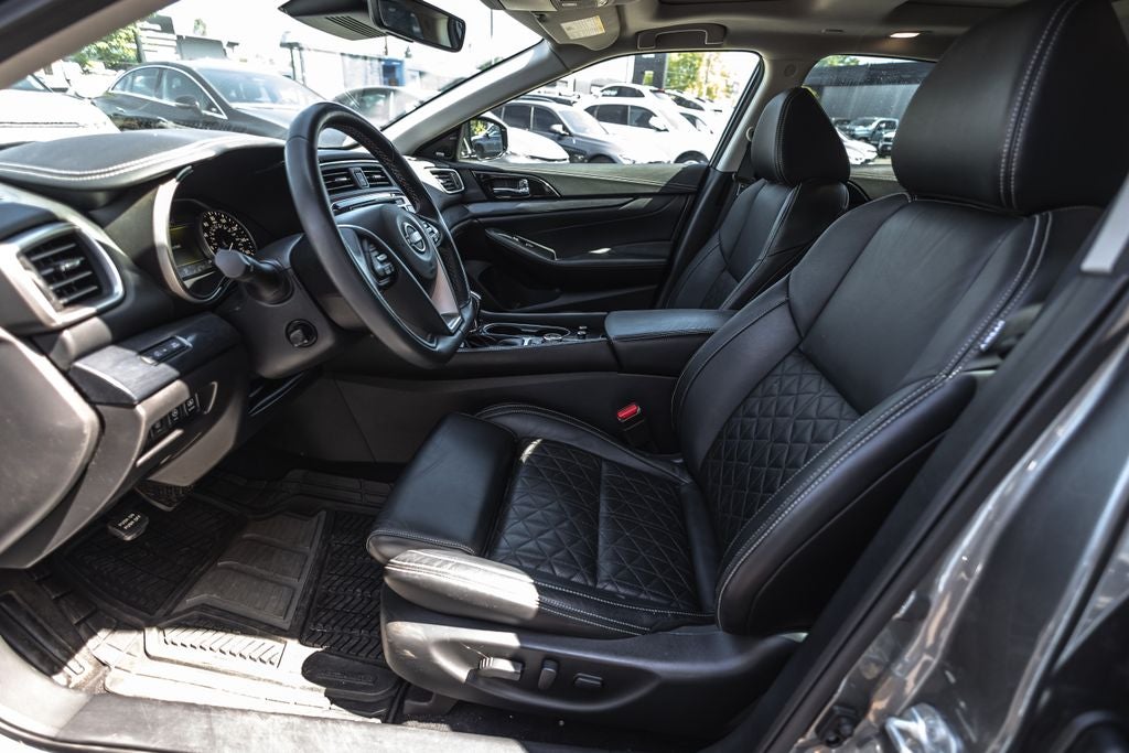 2023 Nissan Maxima Platinum