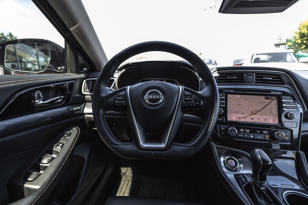 2023 Nissan Maxima Platinum