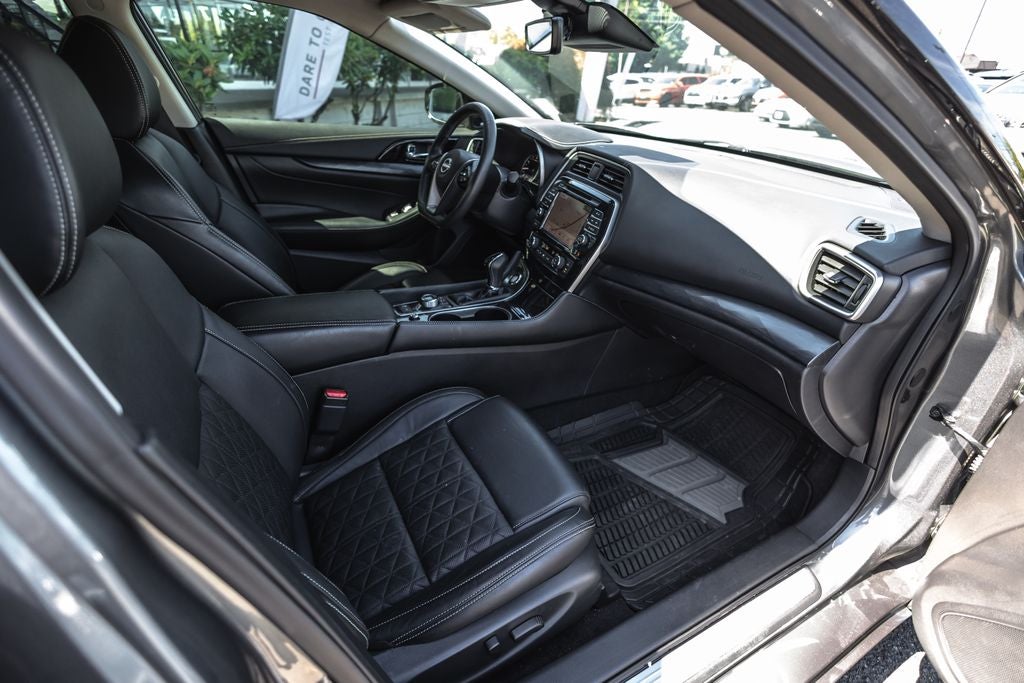 2023 Nissan Maxima Platinum
