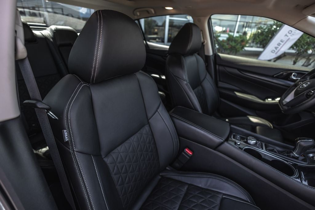 2023 Nissan Maxima Platinum