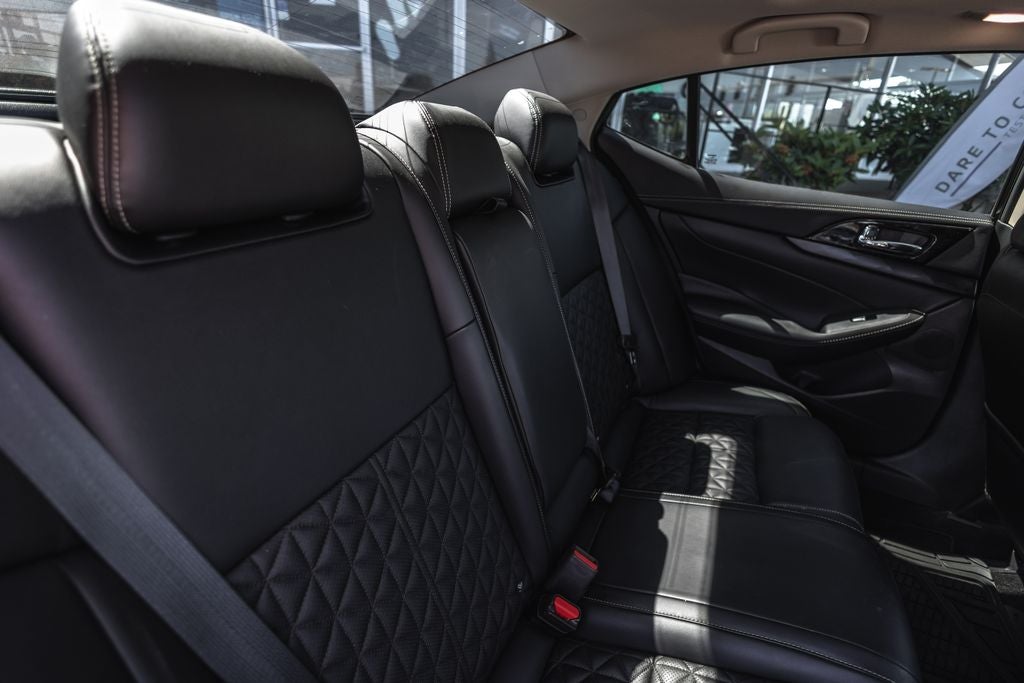 2023 Nissan Maxima Platinum