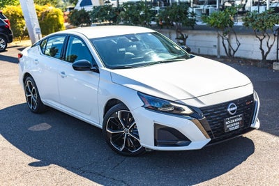 2025 Nissan Altima 2.5 SR
