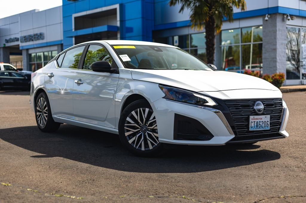 2025 Nissan Altima 2.5 SV