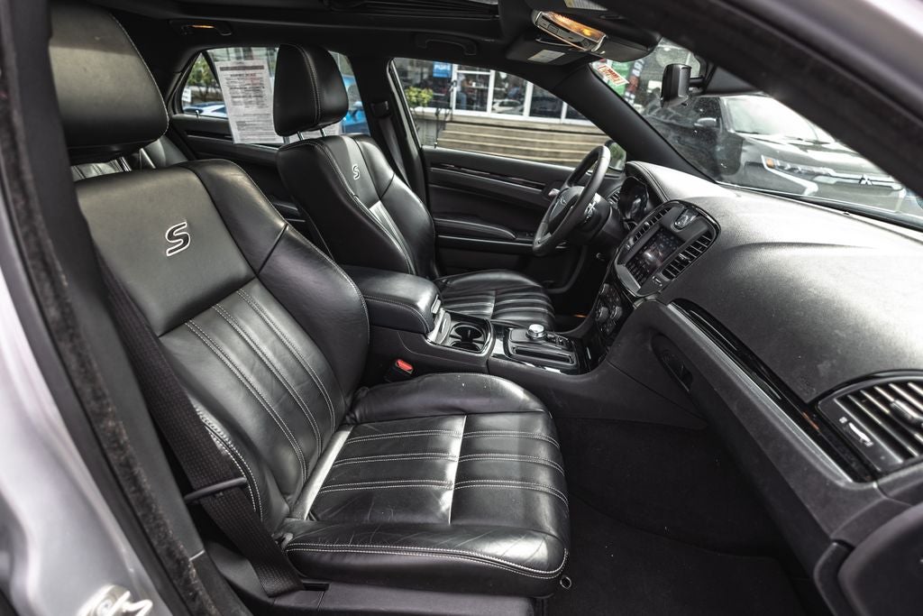2023 Chrysler 300 S