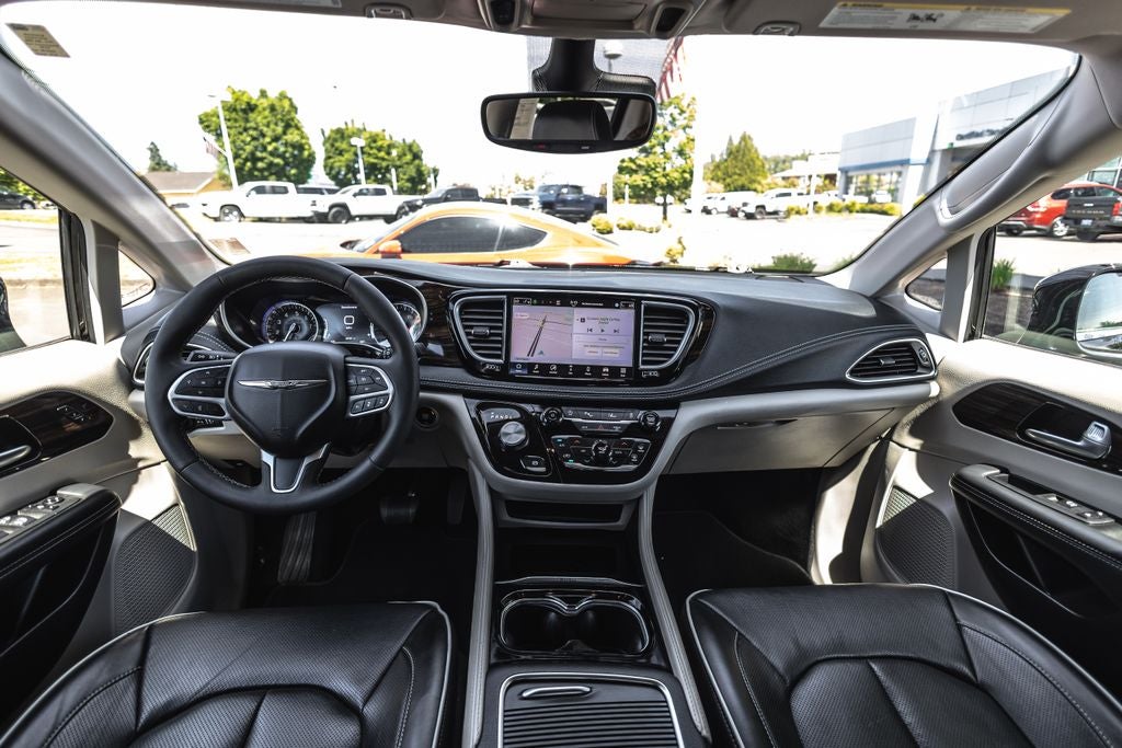 2024 Chrysler Pacifica Limited