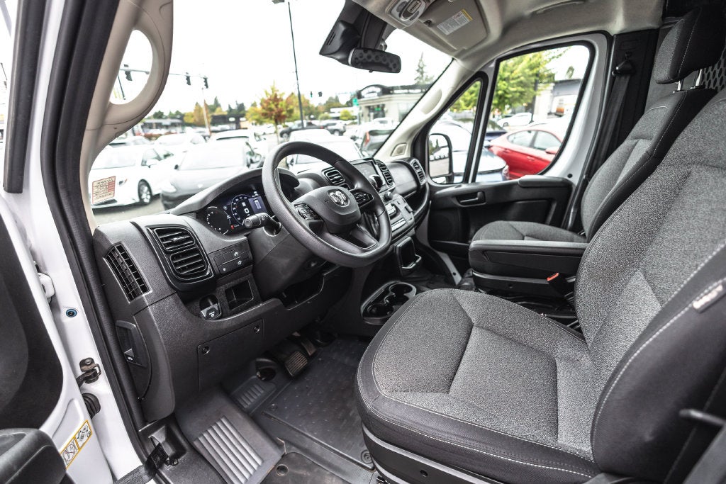 2025 RAM ProMaster 2500 Base