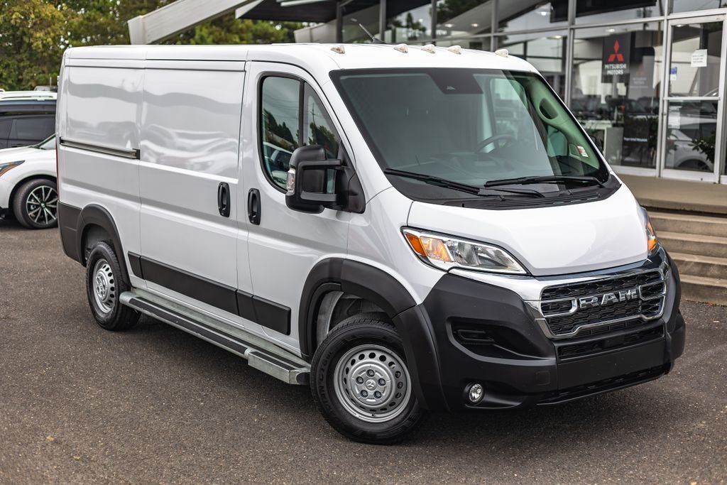 2025 RAM ProMaster 2500 Base