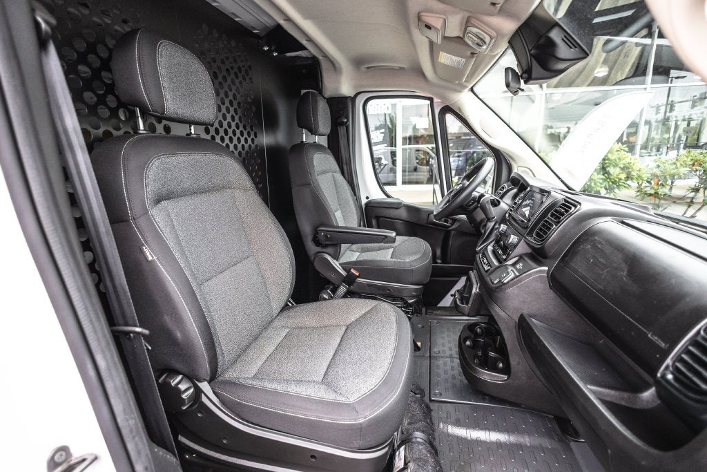2025 RAM ProMaster 2500 Base