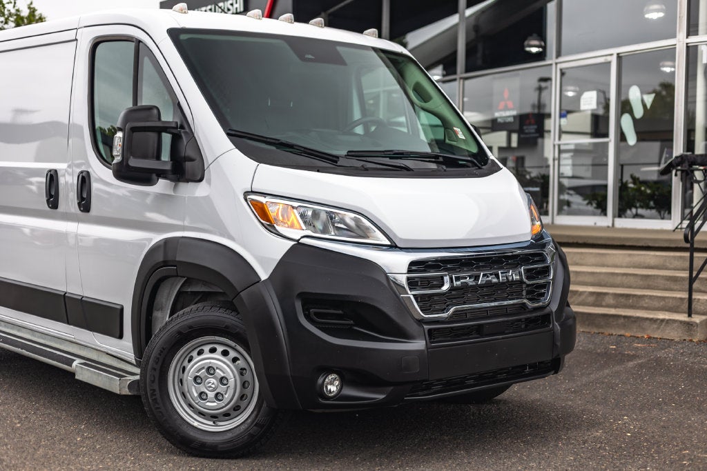 2025 RAM ProMaster 2500 Base