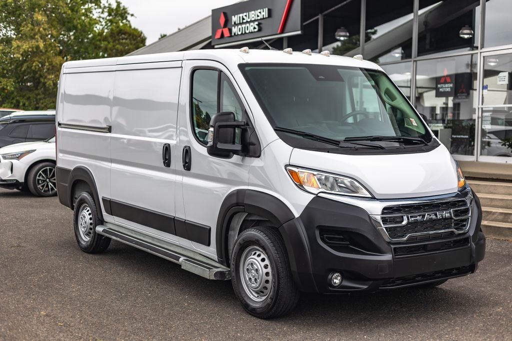 2025 RAM ProMaster 2500 Base