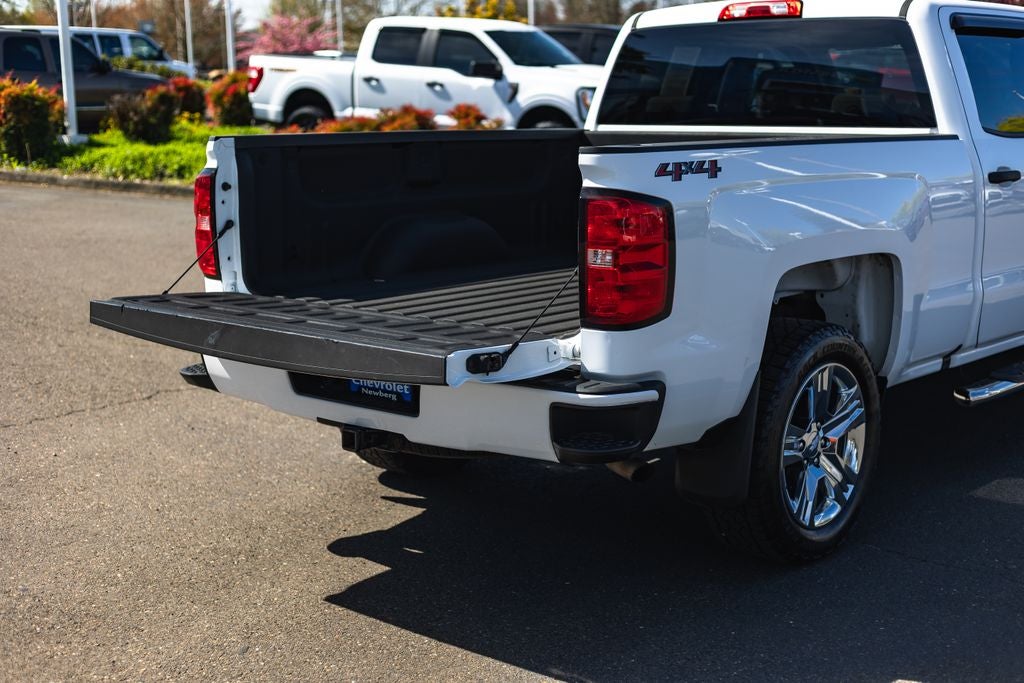 2018 Chevrolet Silverado 1500 Custom