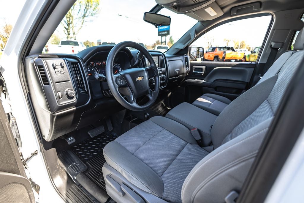 2018 Chevrolet Silverado 1500 Custom