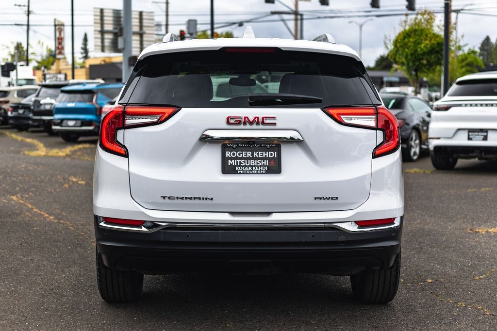 2024 GMC Terrain SLT