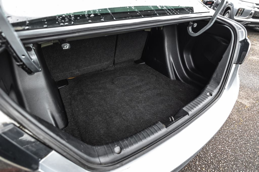 2019 Toyota Yaris L