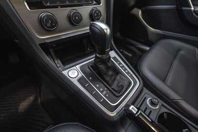 2016 Volkswagen Golf TSI SE 4-Door