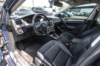 2016 Volkswagen Golf TSI SE 4-Door