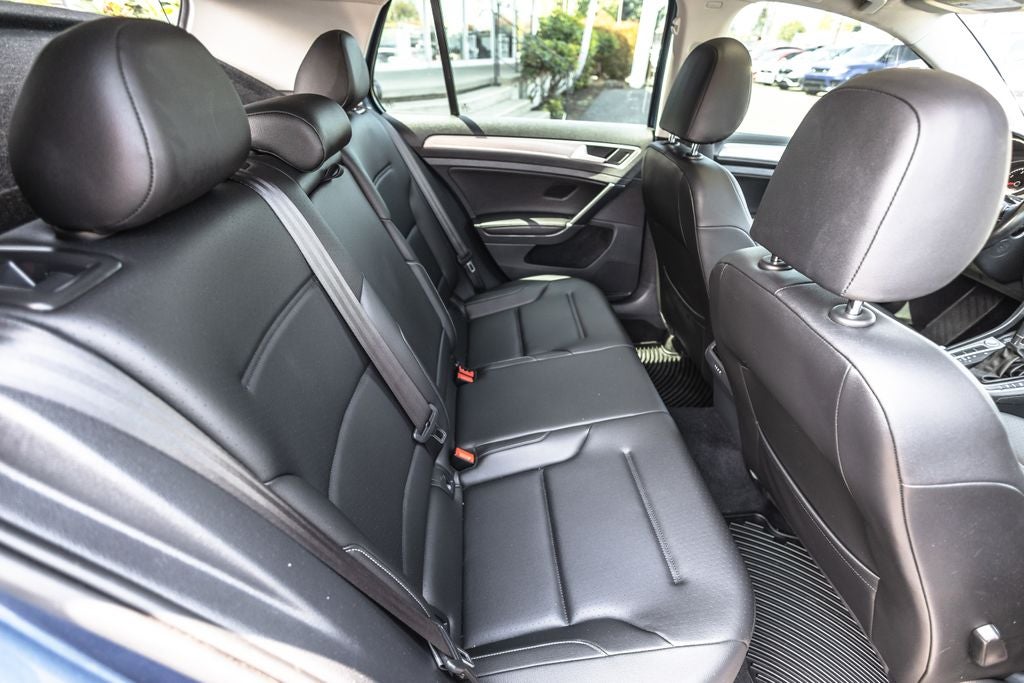 2016 Volkswagen Golf TSI SE 4-Door