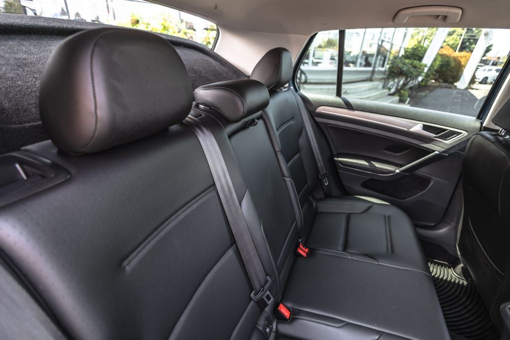 2016 Volkswagen Golf TSI SE 4-Door